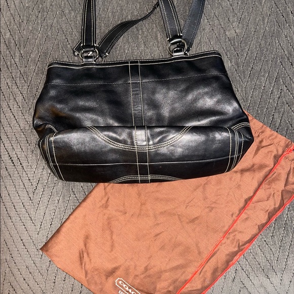 Vintage coach leather hobo bag very clean - Picture 5 of 5